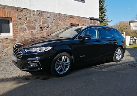 Ford Mondeo 2,0 Hybrid Automatik Turnier