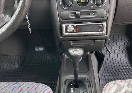 Opel Corsa Automatikgetriebe TÜV Neu reifen neu VB