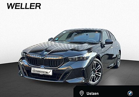 BMW 520i M Sport Pro DA/PA+,HUD,H/K,Standh,Pano,AHK