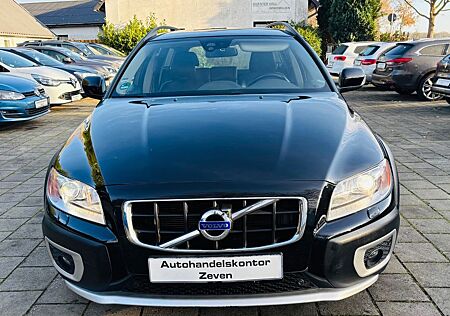 Volvo XC 70 XC70 Momentum/2,4Ltr/ AWD/SHZ/Navi/AHK