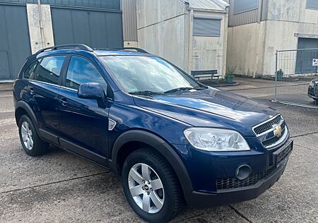 Chevrolet Captiva 2.0 D LT 4WD Exclusive*TÜV Neu*7.Sitze*