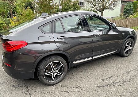 BMW X4 xDrive20d AT xLine