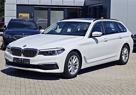 BMW 520 i Touring Business Pano|LED|Navi|PDC|SHZ