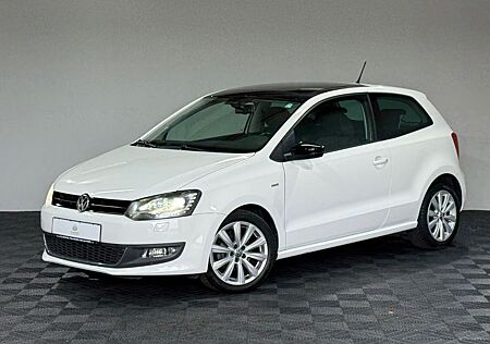 VW Polo Volkswagen V Match / Bi-Xenon / Panorama / Tempomat
