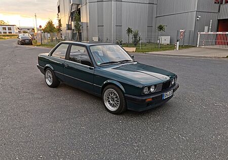 BMW 325