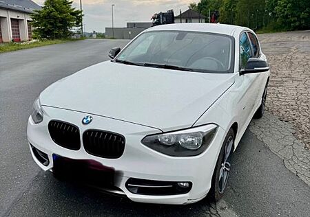 BMW 116i Sport Line Sport Line