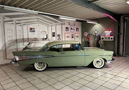 Chevrolet Bel Air, 350 CUI V8, phantastischer Zustand