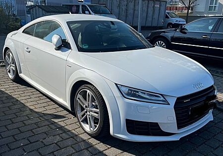 Audi TT Coupe 2.0 TFSI S tronic quattro -