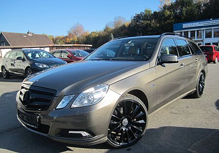 Mercedes-Benz E 250 T-Modell CGI BlueEfficiency 7-Sitzer/Top!