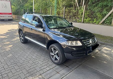 VW Touareg Volkswagen 2.5 R5 TDI Automatik
