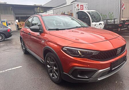 Fiat Tipo 1.0 T3 CROSS CROSS/ ALLWETTER/ TÜV NEU
