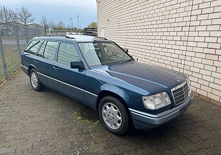 Mercedes-Benz E 220 / 220TE / TE 220 / W124 / S124