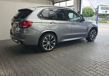 BMW X5 xDrive40d M-Sportpaket*Vollaussttung *2.Hand