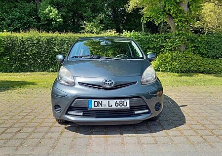 Toyota Aygo (X) Aygo Connect