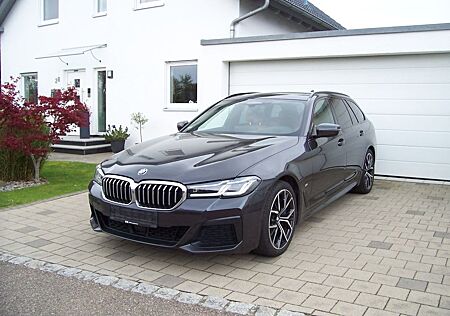 BMW 540d xDrive M Sportpaket Pano/ACC/360°/AHK/Laser