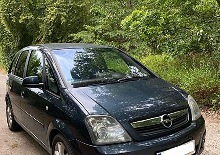 Opel Meriva 1.8 Cosmo