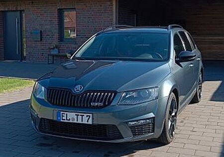 Skoda Octavia 2.0 TDI DSG RS Combi RS