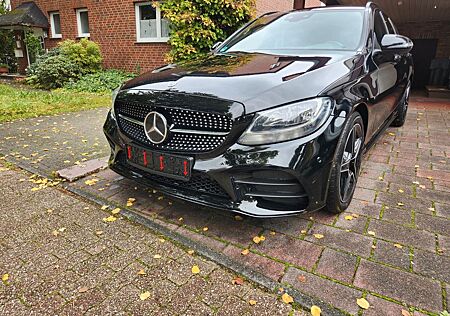 Mercedes-Benz C 300 AMG Line Ext+Int.Night Edition, Leder