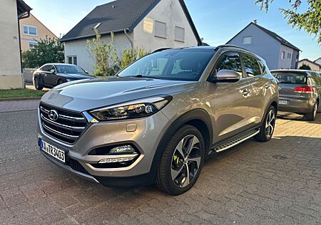 Hyundai Tucson 2.0 CRDi Premium 4WD AT*AHK/Pano*