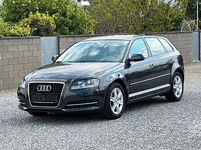 Audi A3 Sportback 1.4 TFSI Attraction PDC+SHZ+ISOFIX