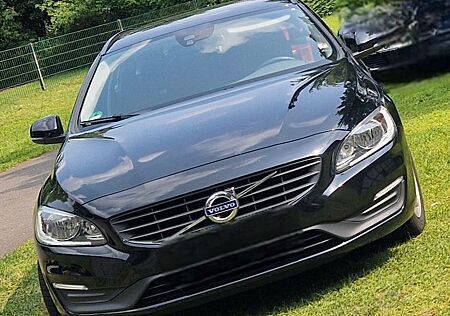 Volvo V60 D2 Kinetic