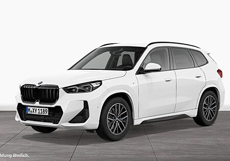 BMW X1 xDrive23i M Sport AHK LiveCockpitProf Kamera