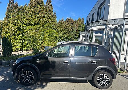 Dacia Sandero II Stepway Celebration