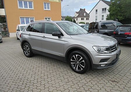 VW Tiguan Volkswagen 2.0 TDI IQ.DRIVE *NAVI+Euro 6*