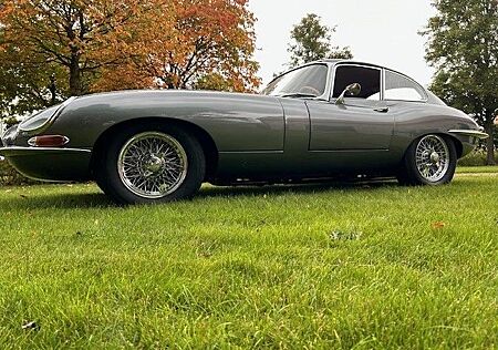 Jaguar E-Type coupé 4.2 1965