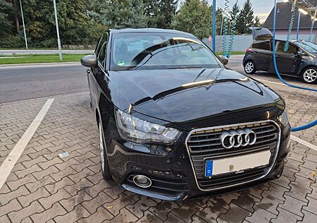 Audi A1 1.2 TFSI Attraction Carplay