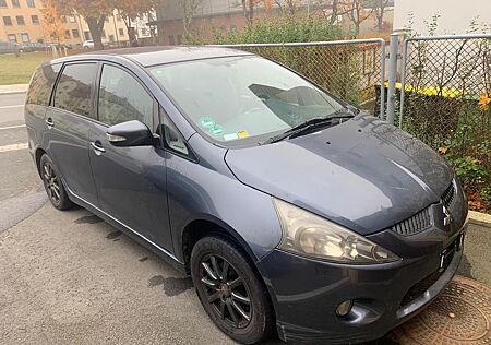 Mitsubishi Grandis 2.0 Intense 6-Sitzer Intense