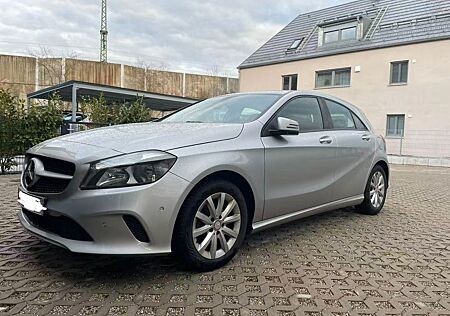 Mercedes-Benz A 180 A180d | Scheckheftgepflegt | Großteils Autobahn