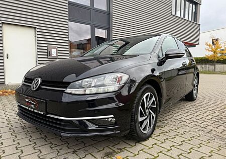 VW Golf Volkswagen 1.6 TDI Sound