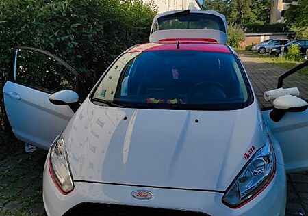 Ford Fiesta 1,0 Trend, Celebration,Tempomat, Extras