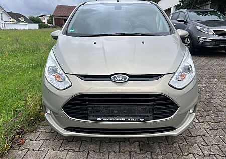 Ford B-Max Titanium
