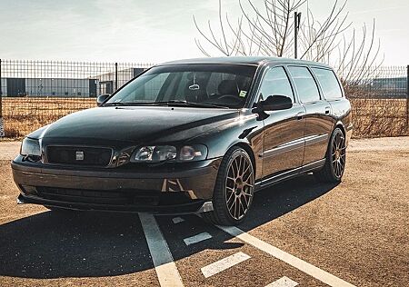 Volvo V70 2.3 T5 Automatic.