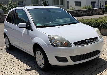 Ford Fiesta 1,4 16V Ambiente