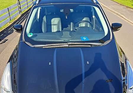 Ford Kuga 2,0 TDCi 4x4 120kW Individual PowerShif...