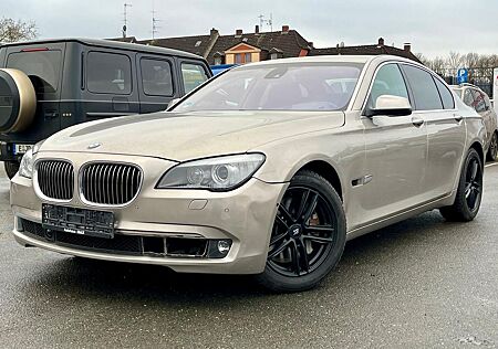 BMW 750i ~ KAMERA ~ NAVI ~ SOFT CLOSE