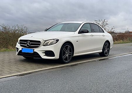 Mercedes-Benz E 300 E 300e AMG Line Night Paket