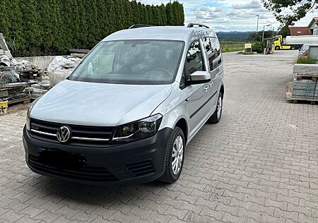 VW Caddy Volkswagen 2,0TDI 90kW BMT 4MOTION Trendline 5-S ...