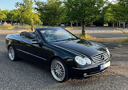 Mercedes-Benz CLK 320 Cabrio BOSE / Memory / Xenon