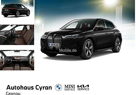 BMW iX xDrive40 Sportpaket el.AHK Pano-Dach Ass.Prof