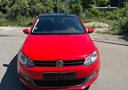 VW Polo Volkswagen V Life