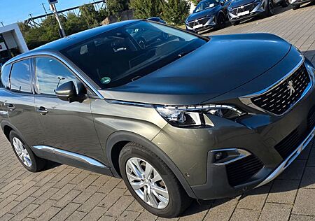 Peugeot 3008 Allure 1.2 Aut. LED*360 CAMERA*