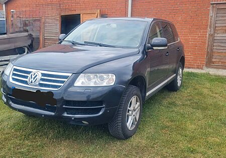 VW Touareg Volkswagen 3.2 V6 Tiptronik LPG AUTOGAS TÜV 5. 2027