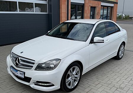 Mercedes-Benz C 180 CGI BlueEfficiency Avantgarde *NAVI*TEMPO*