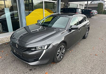 Peugeot 508 *SW*METALLIC*LED*AHK*NAVI*KLIMAAUTOMATIK*TEMP