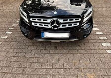 Mercedes-Benz GLA 200 d 4MATIC DCT PEAK Edition PEAK Edition