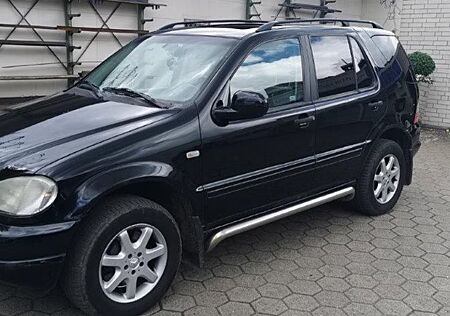 Mercedes-Benz ML 430
